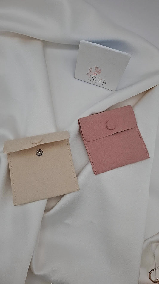 Estuche de Terciopelo para Joyas – Nude & Rosa